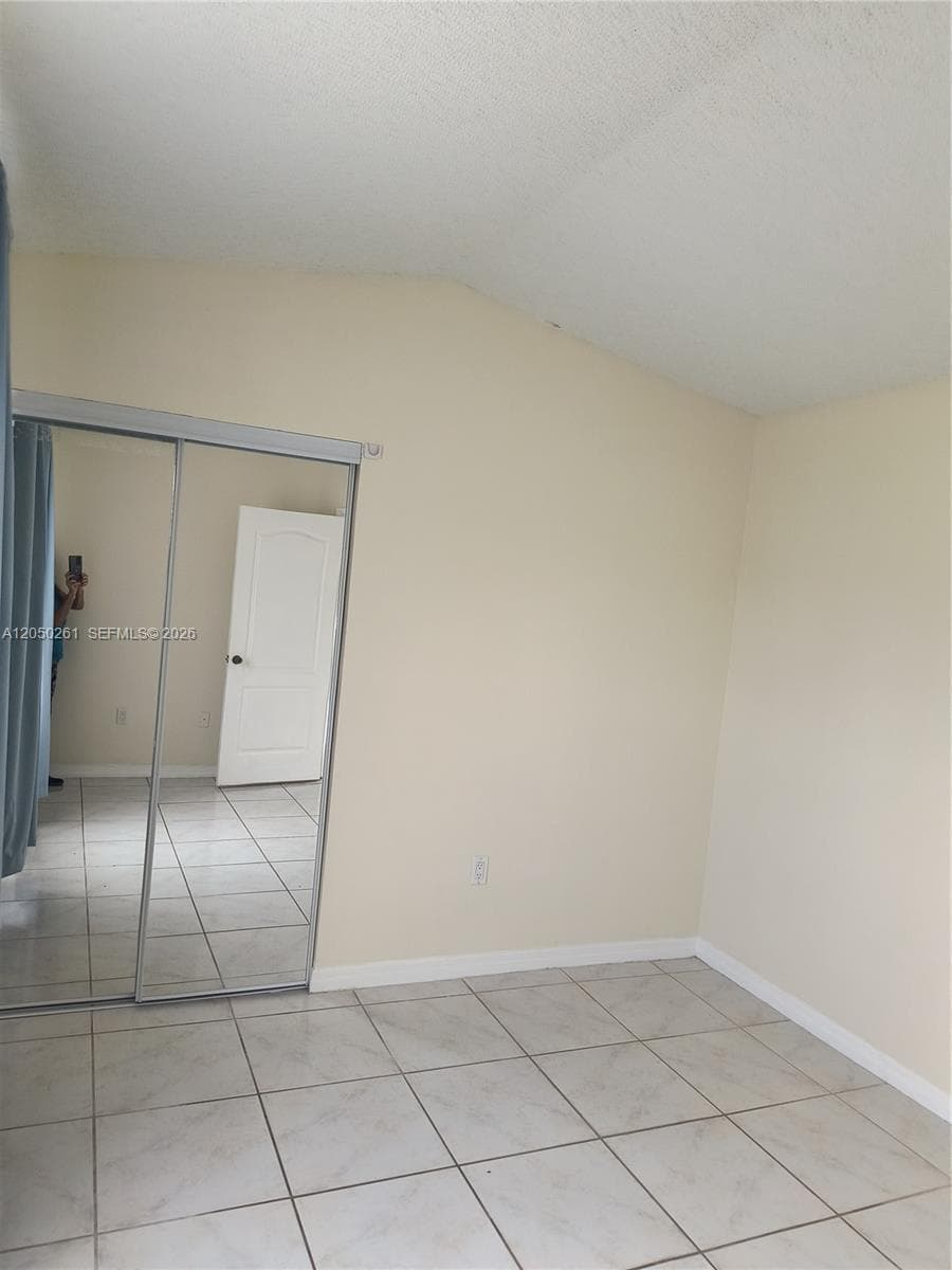 21250 NE 9th Ct #2 photo 33
