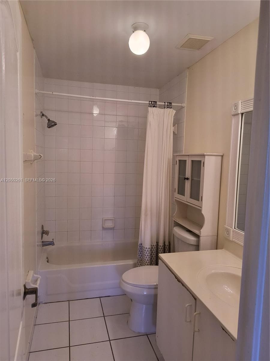 21250 NE 9th Ct #2 photo 31