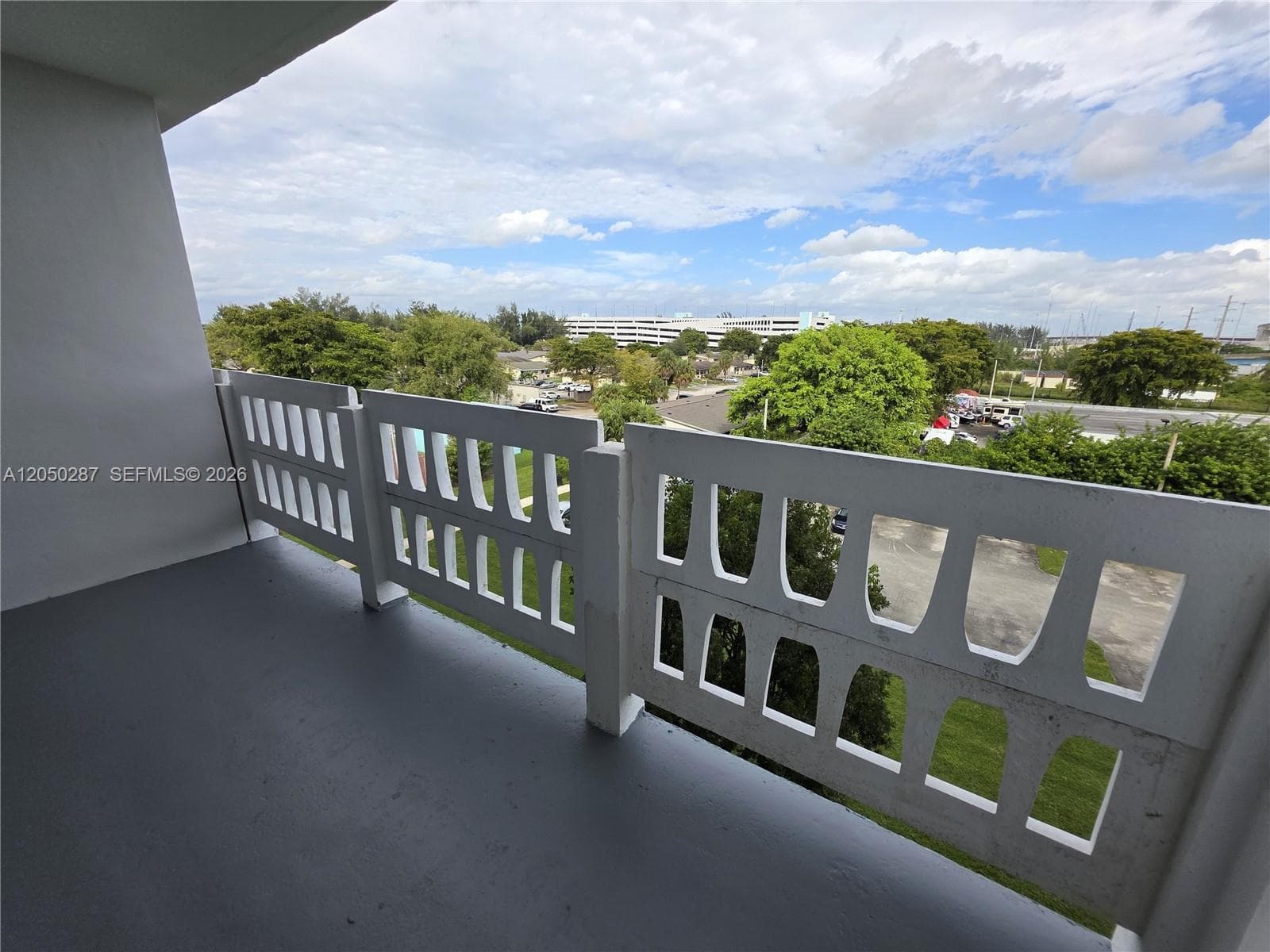 PARKWAY TOWERS BLDG 1 · #511 in Miami - Photo 5
