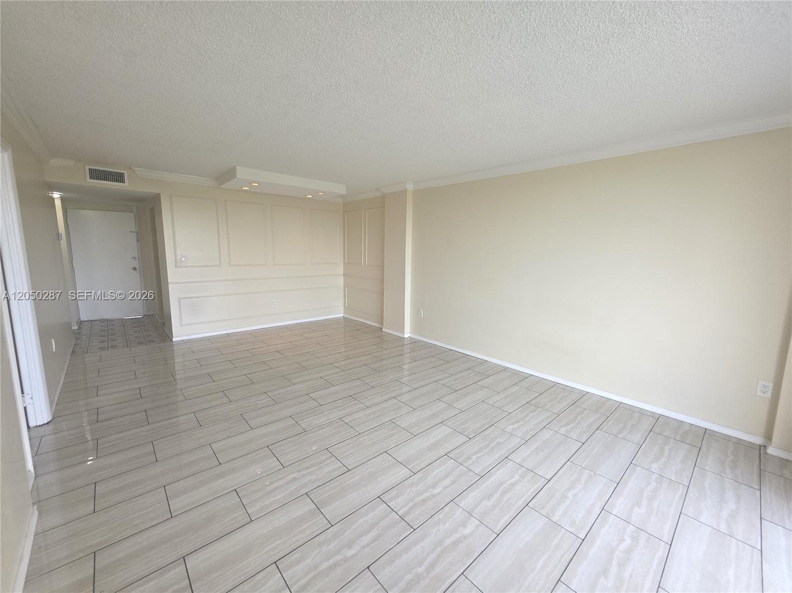 PARKWAY TOWERS BLDG 1 · #511 in Miami - Photo 4