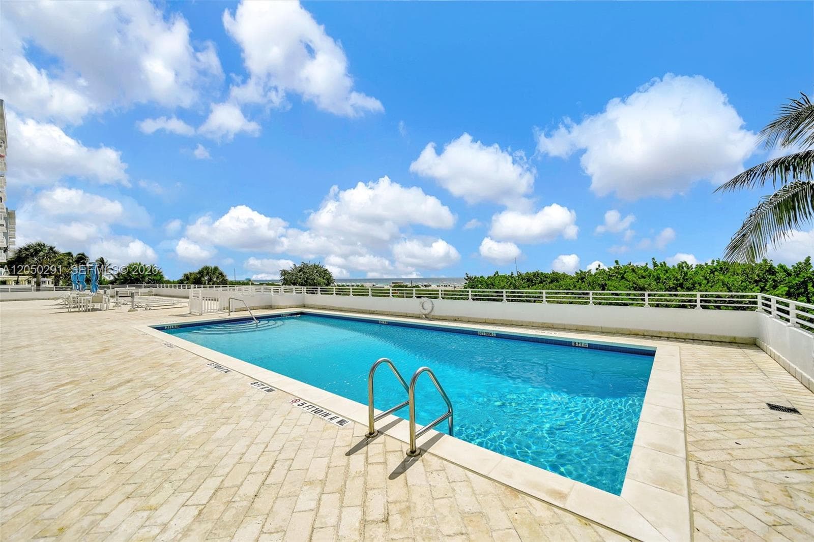 OCEAN POINT CONDO · #623 in Miami Beach - Photo 45