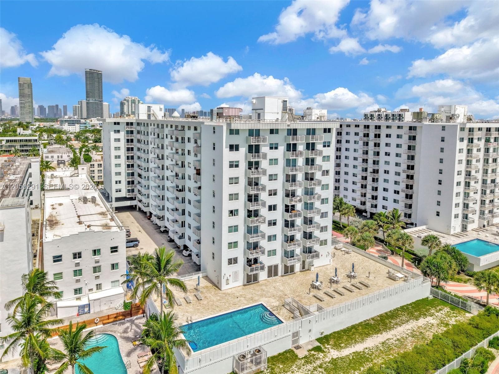 OCEAN POINT CONDO · #623 in Miami Beach - Photo 5