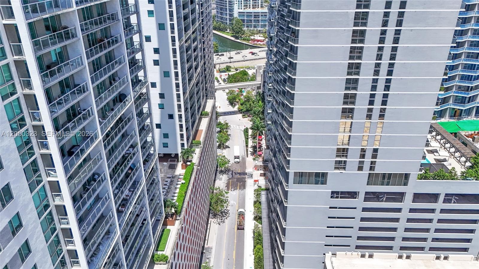 Viceroy Brickell Residences · #2006 in Miami - Photo 47