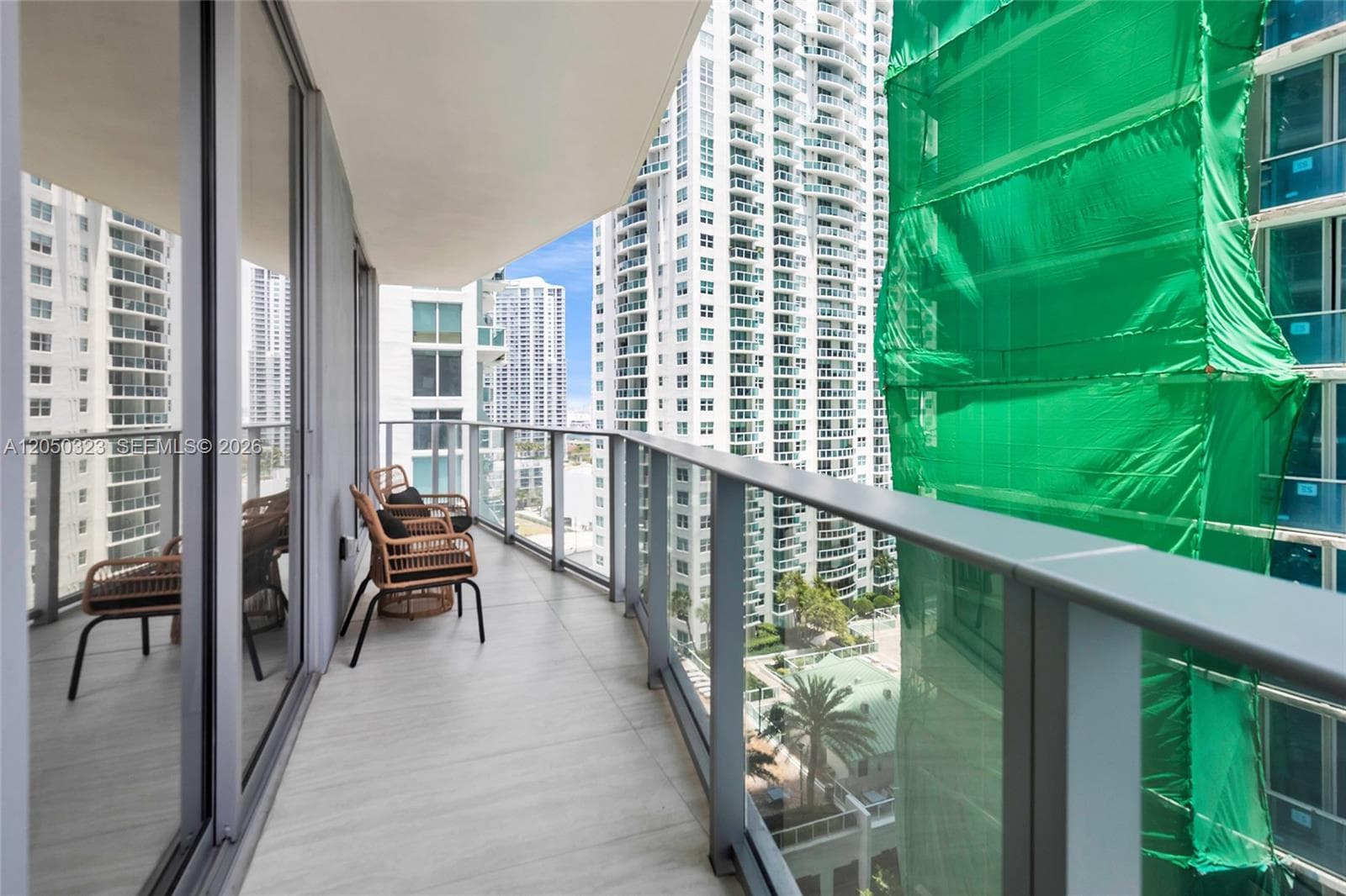 Viceroy Brickell Residences · #2006 in Miami - Photo 22