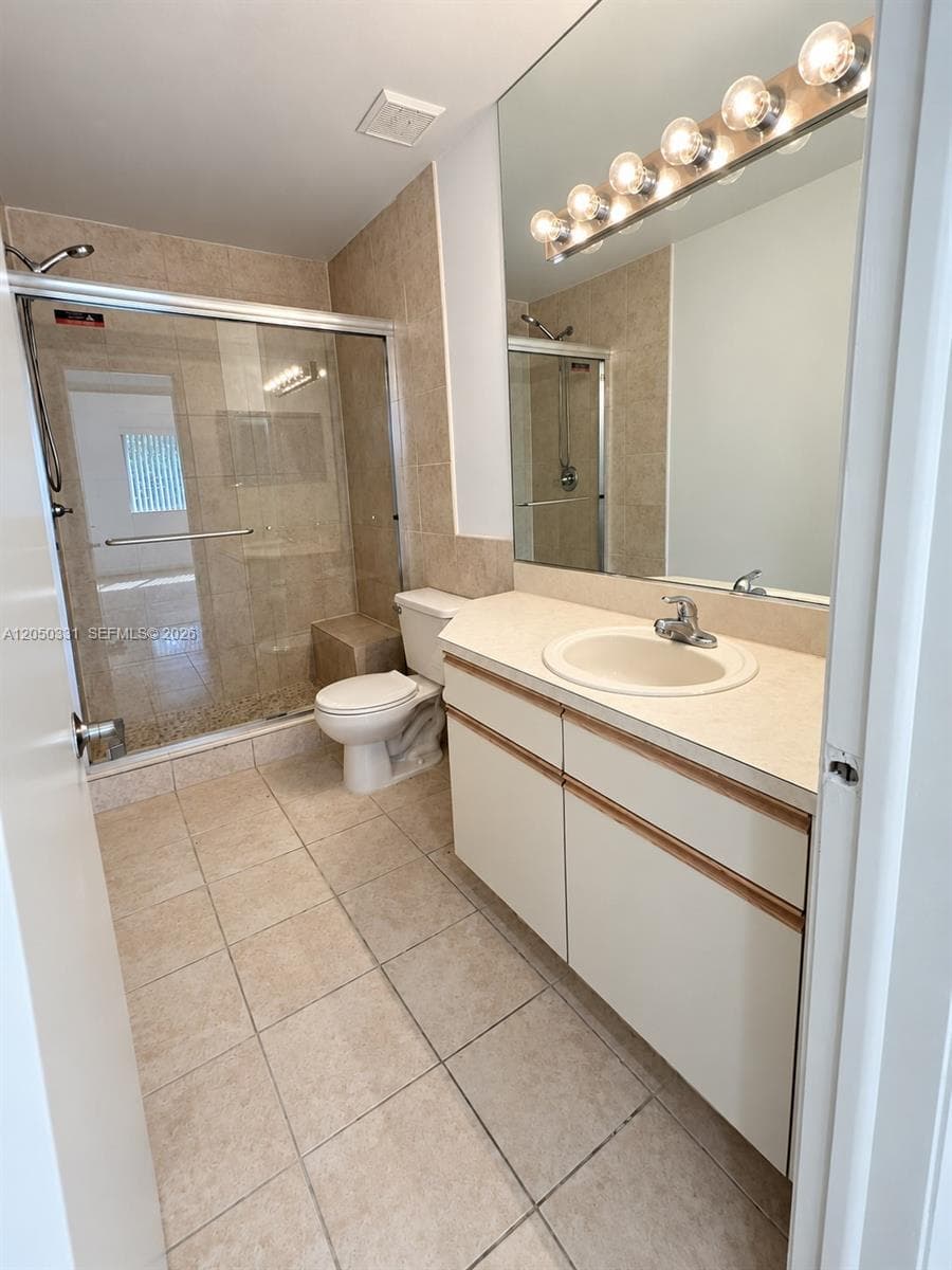 2nd Bathroom