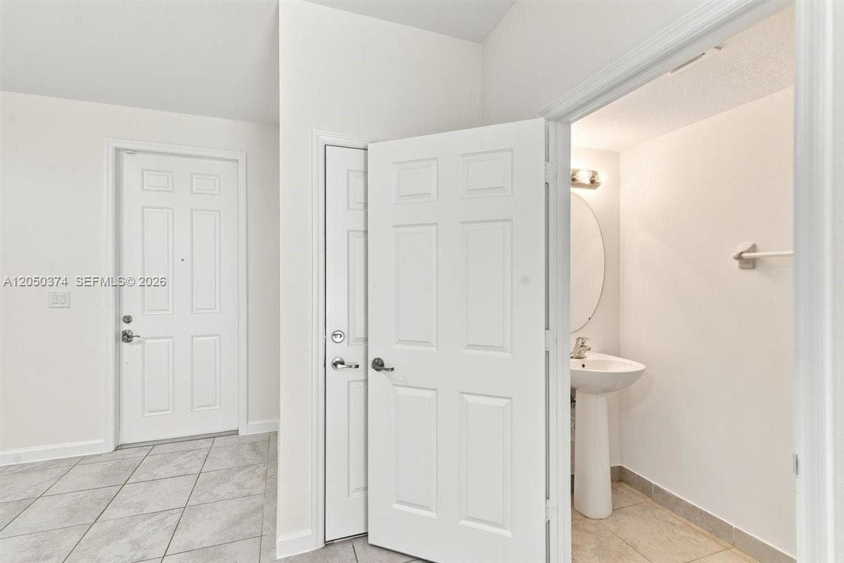125 SE 34th Ter photo 11