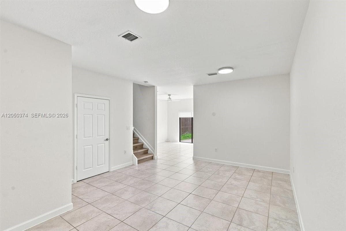 125 SE 34th Ter photo 4