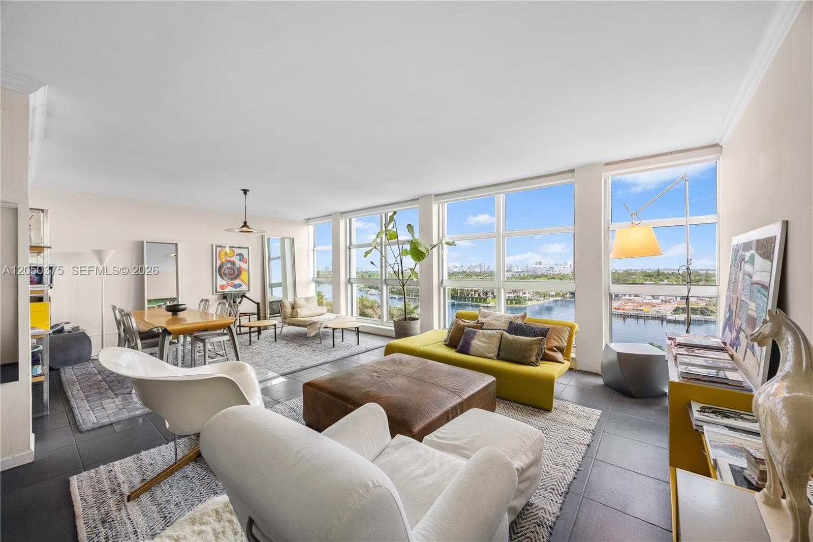 CRYSTAL HOUSE CONDO · #9K in Miami Beach - Photo 1