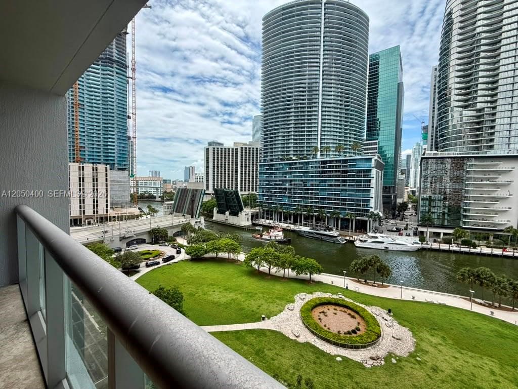 Icon Brickell I · #1012 in Miami - Photo 3