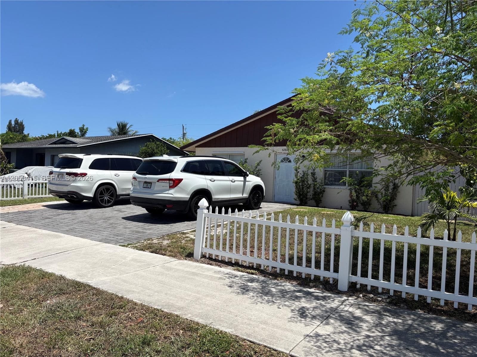 4280 N Dixie Hwy photo 30