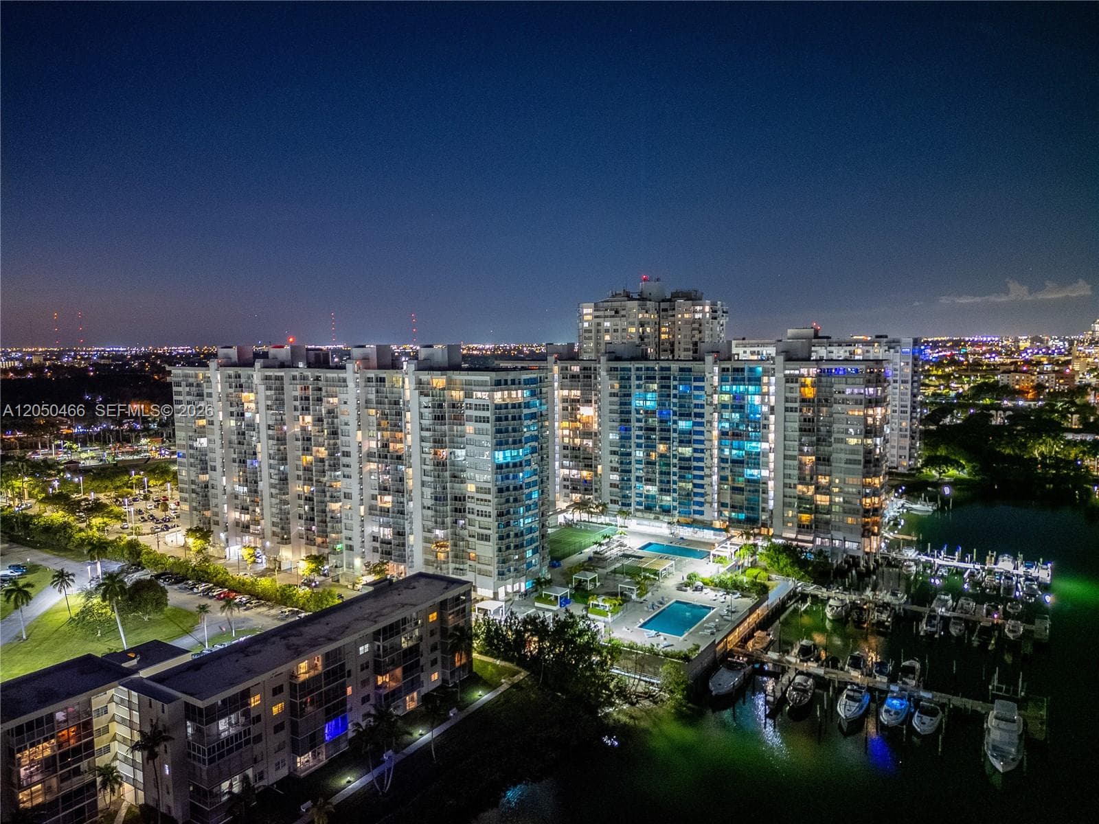 DEL PRADO MARINA · #1903 in Aventura - Photo 13