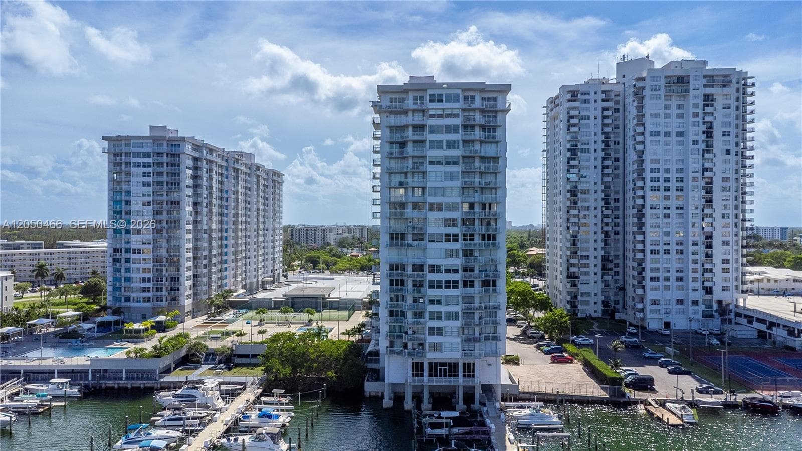 DEL PRADO MARINA · #1903 in Aventura - Photo 43