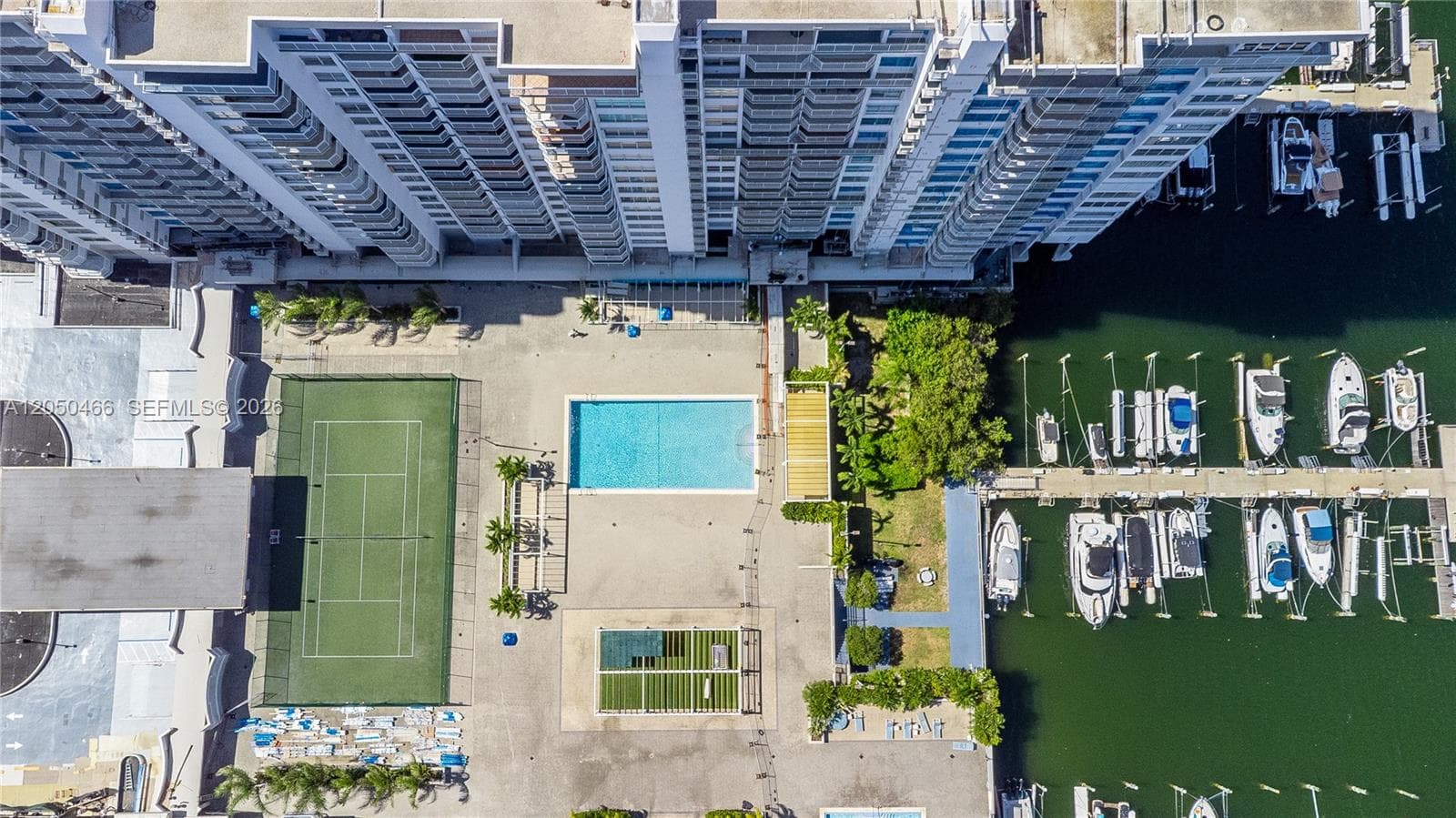 DEL PRADO MARINA · #1903 in Aventura - Photo 38