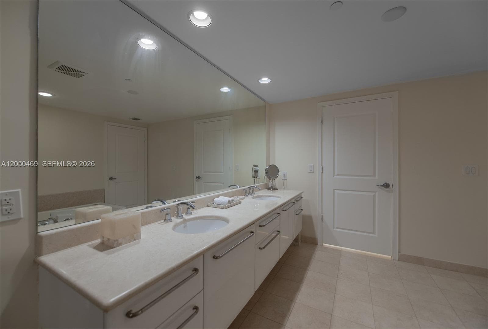 OCEAN PALMS CONDO · #404 in Hollywood - Photo 20