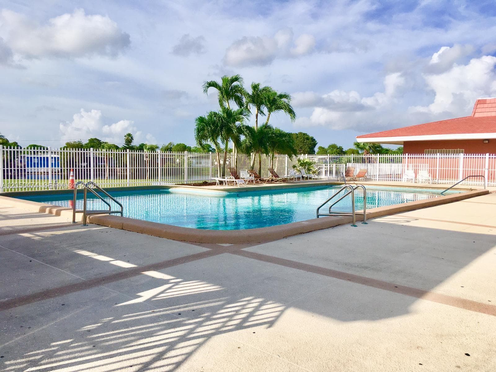 UNIVERSITY LAKES · #1 in Miami - Photo 10