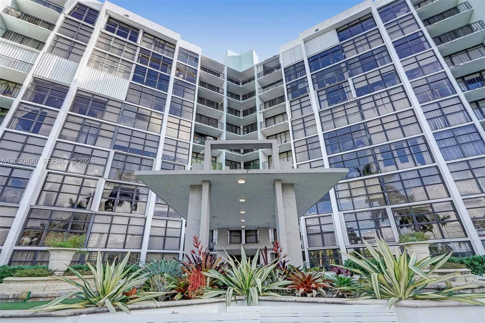 200 Leslie · #722 in Hallandale Beach - Photo 23