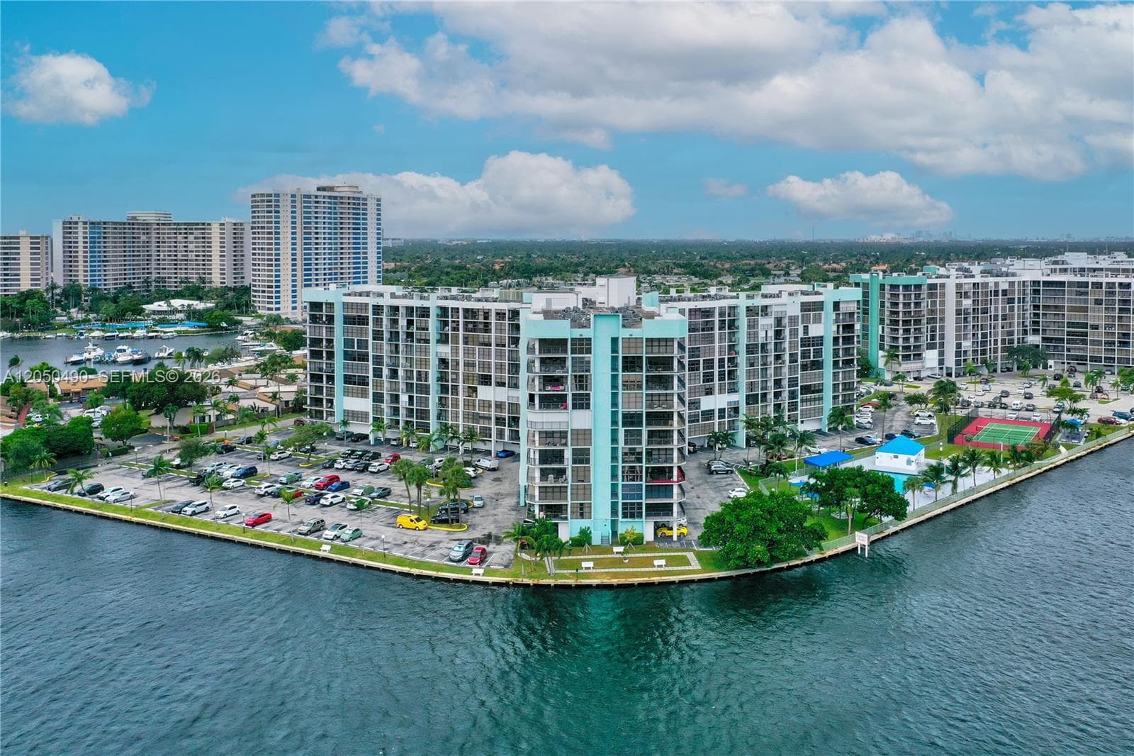 200 Leslie · #722 in Hallandale Beach - Photo 1