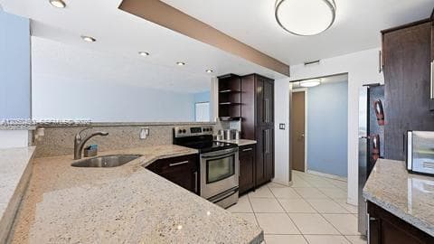200 Leslie · #722 in Hallandale Beach - Photo 10