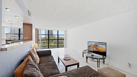 200 Leslie · #722 in Hallandale Beach - Photo 18
