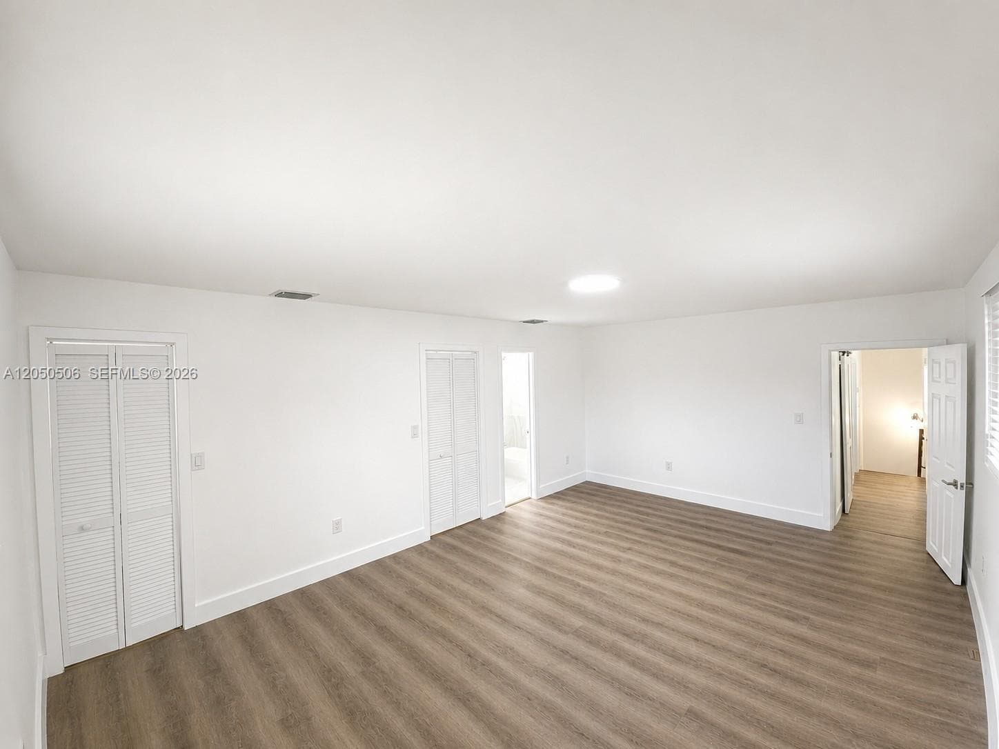 5190 E 1st Ave #B photo 3