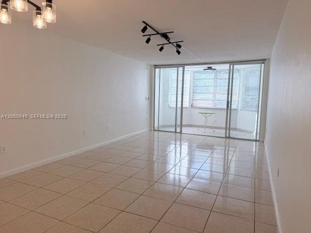 ROLLING GREEN CONDO F · #F-118 in Miami - Photo 12