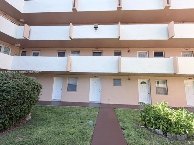 ROLLING GREEN CONDO F · #F-118 in Miami - Photo 10