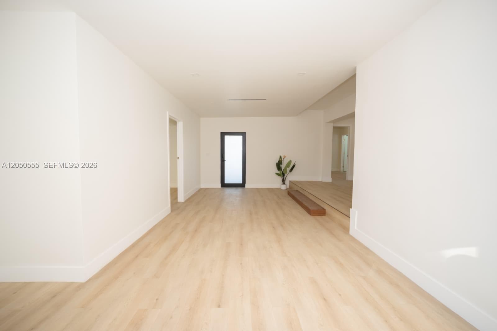 15411 NE 10th Ave photo 11