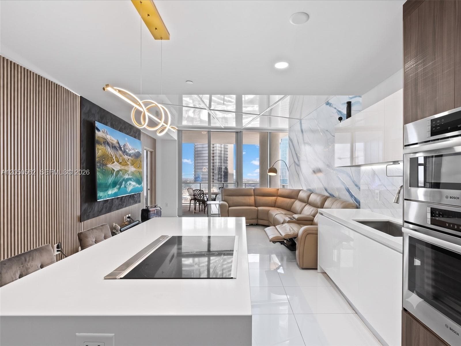Paramount Miami Worldcenter · #3000 in Miami - Photo 2