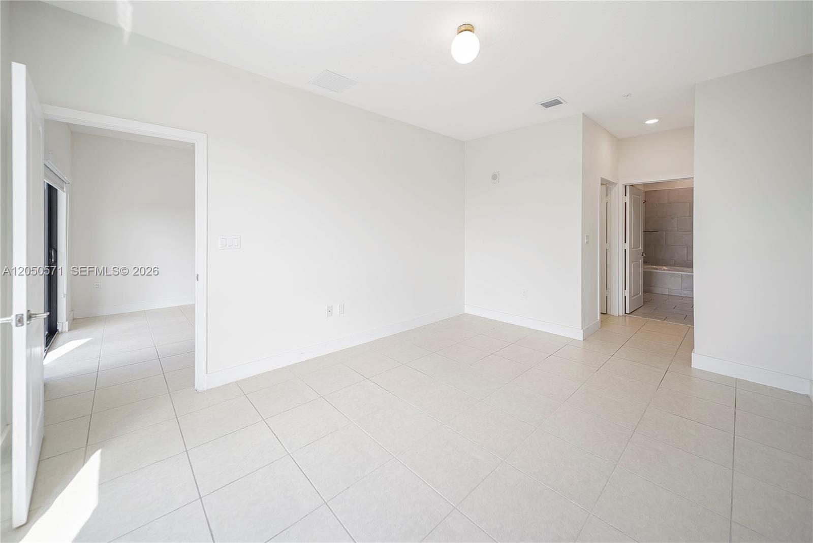 Urbana · #C-202 in Doral - Photo 8