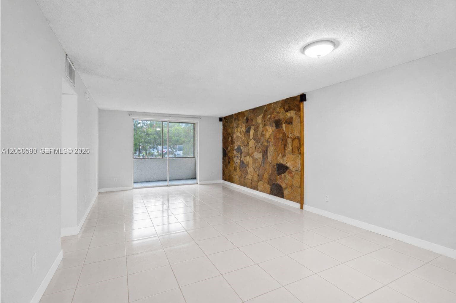 SUMMIT CHASE CONDO · #105 in Miami - Photo 1