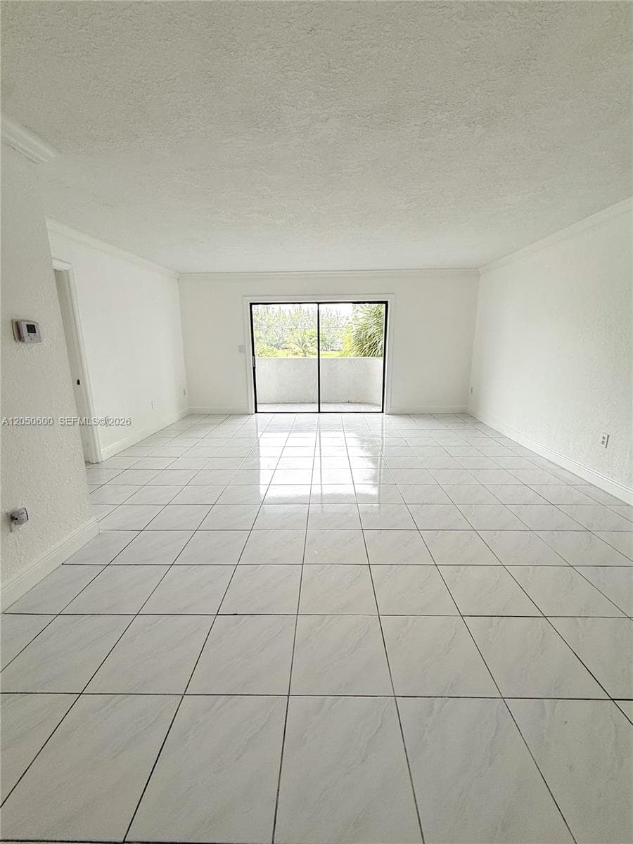 Normandy Shores · #3C in Miami Beach - Photo 3