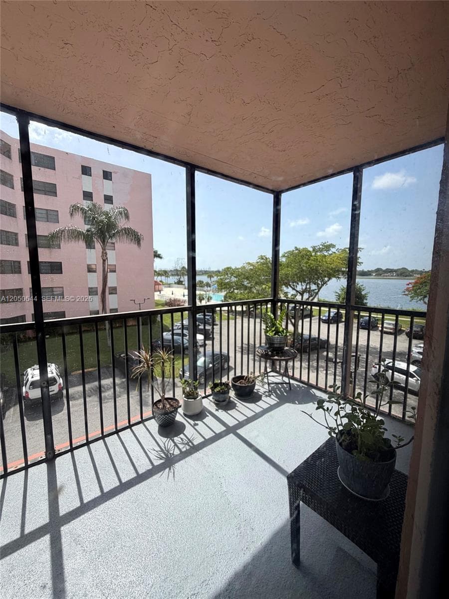 Lakeview of the Californi · #302-5 in Miami - Photo 24