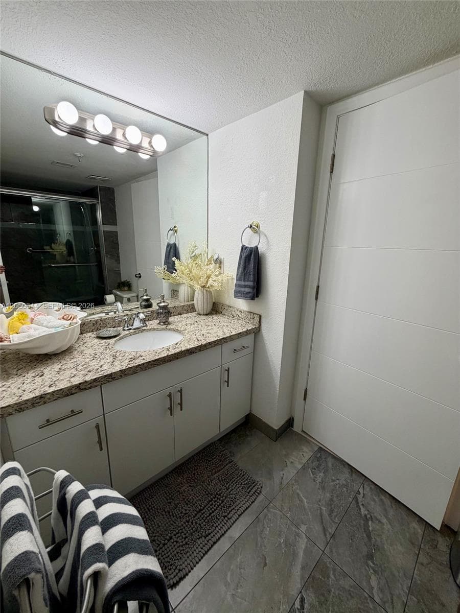 Lakeview of the Californi · #302-5 in Miami - Photo 37