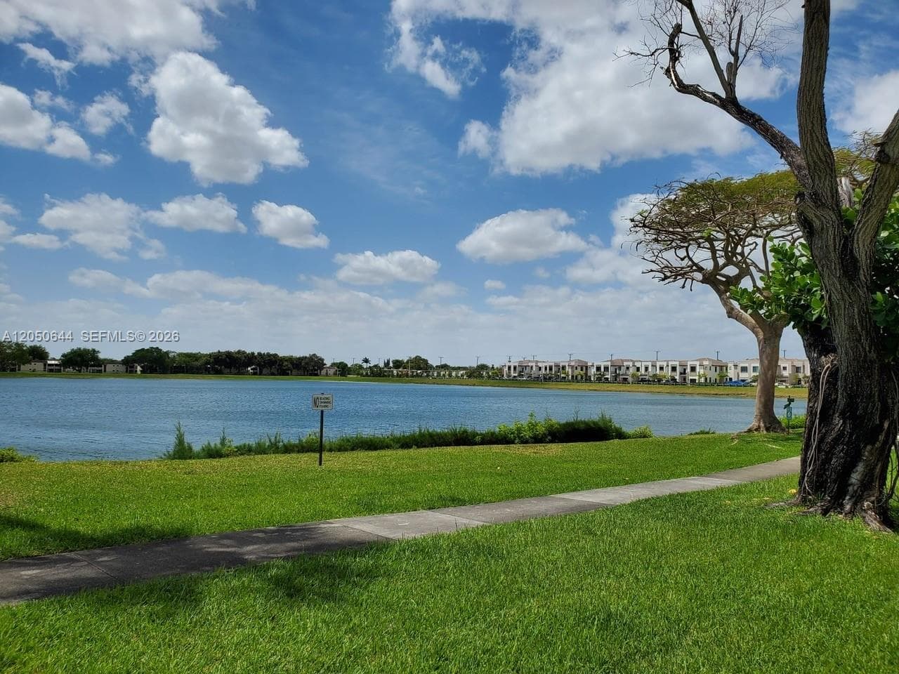 Lakeview of the Californi · #302-5 in Miami - Photo 44