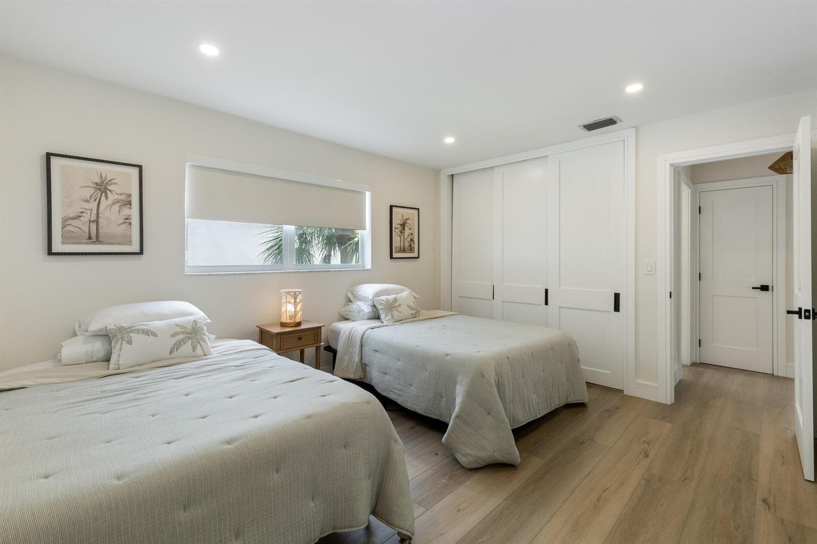 22-419 Golden Isles Drive Unit 210 Halle