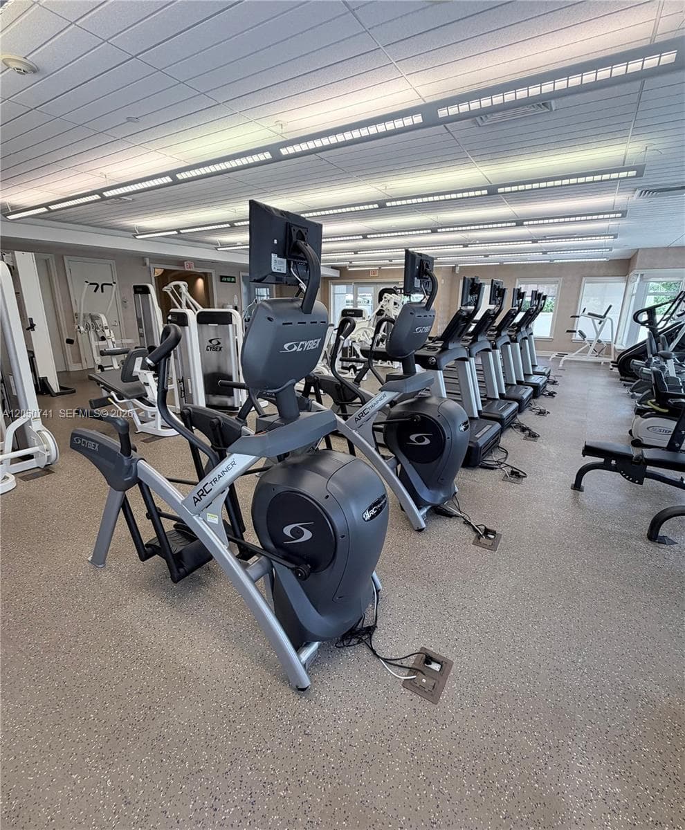 TURNBERRY VILLAGE · #405 in Aventura - Photo 19