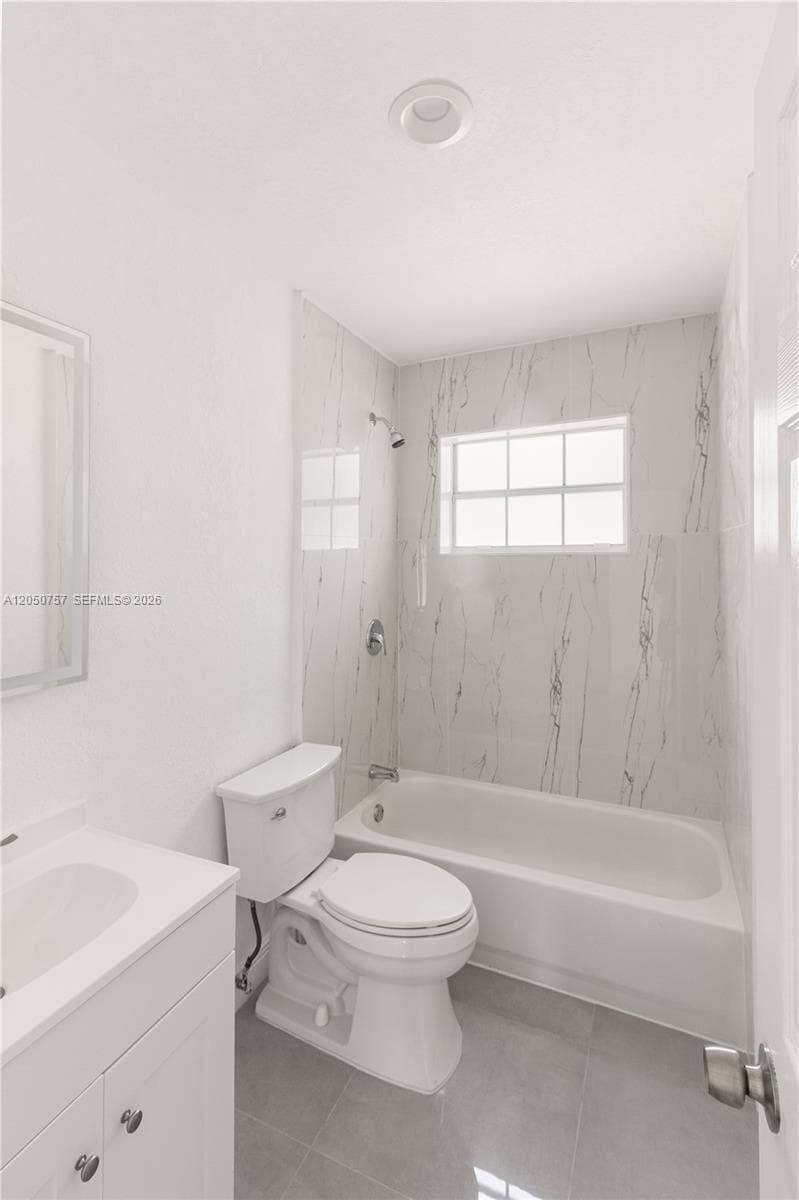 2nd Bathroom