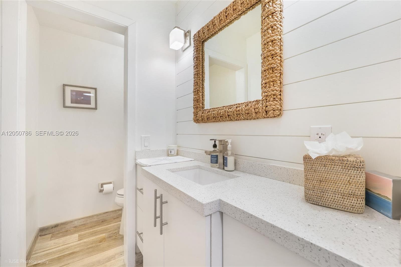 2449 S Bayshore Dr photo 21