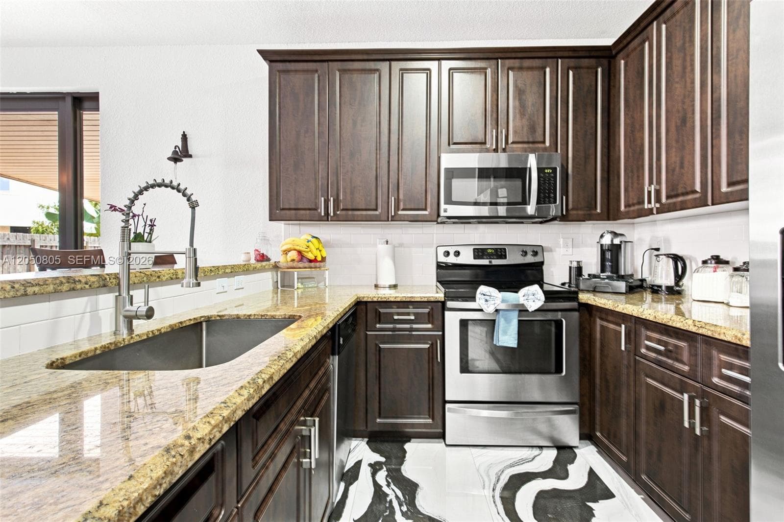 13650 SW 272nd Ter photo 17