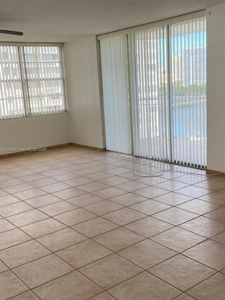 DEL PRADO MARINA · #804 in Aventura - Photo 16