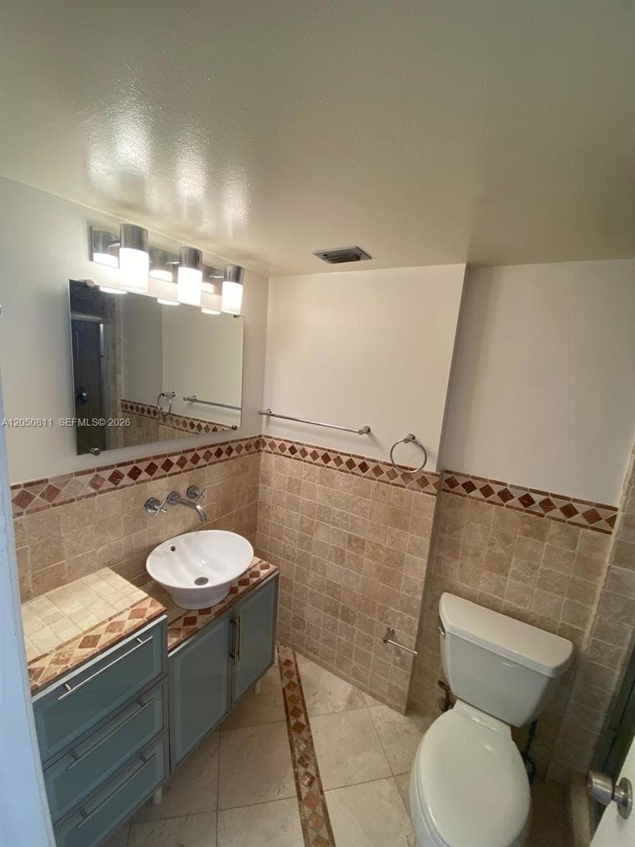 DEL PRADO MARINA · #804 in Aventura - Photo 20