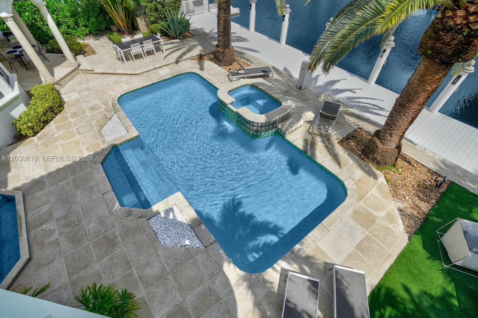 168 Fiesta Way photo 39