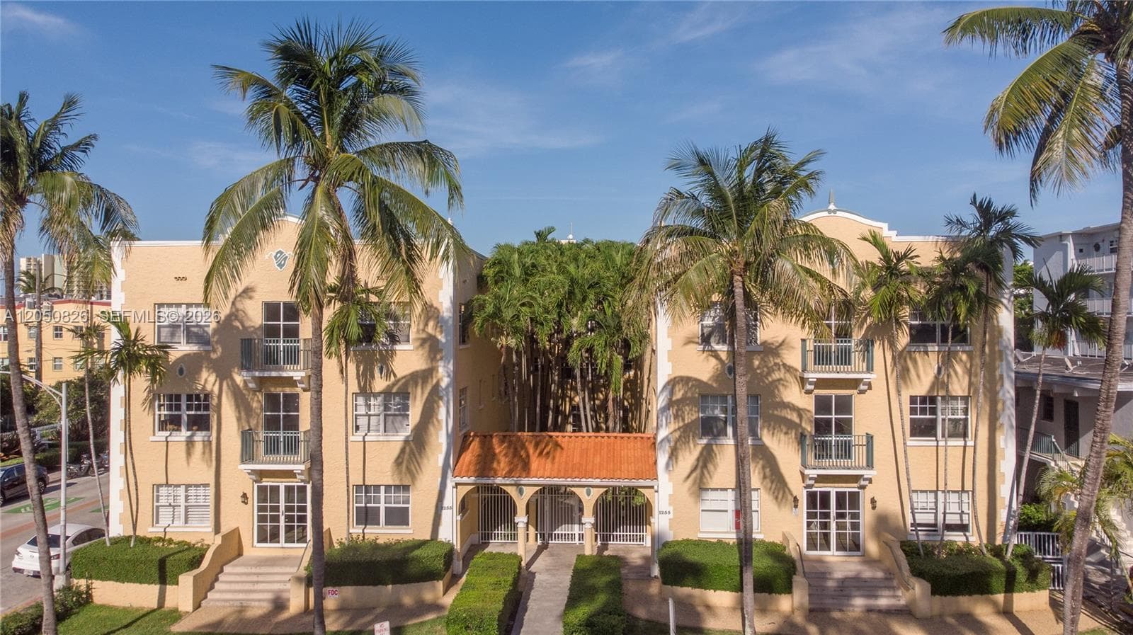 THE ROOSEVELT CONDO · #117 in Miami Beach - Photo 19
