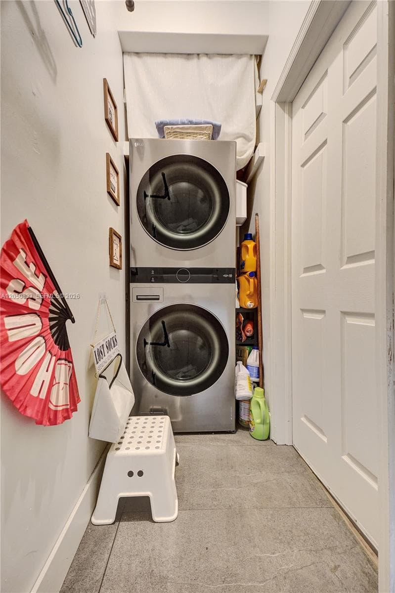 2404 NE 135th St #2404 photo 45