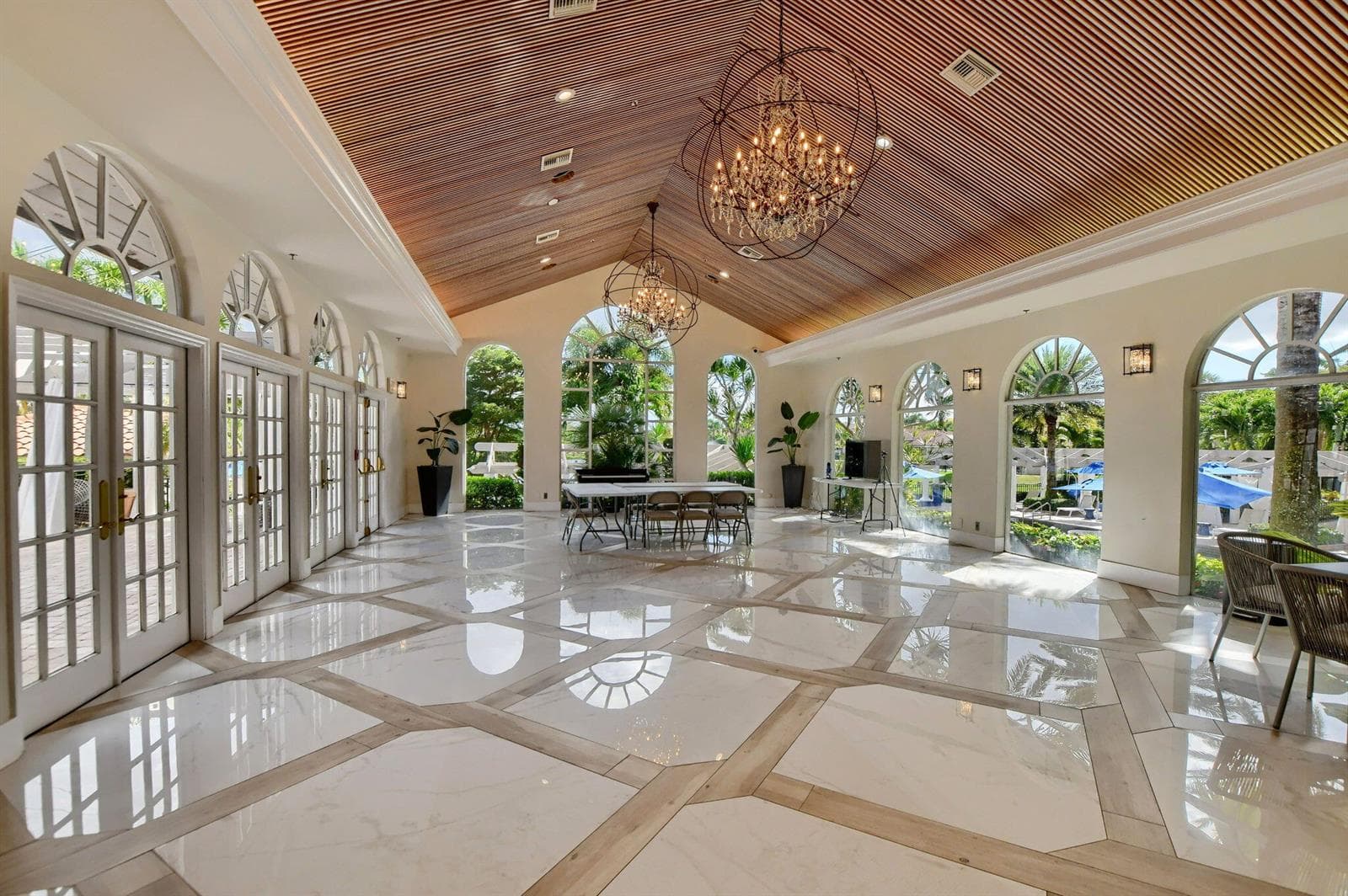 66-web-or-mls-007_ebf_2805-hdr(5)