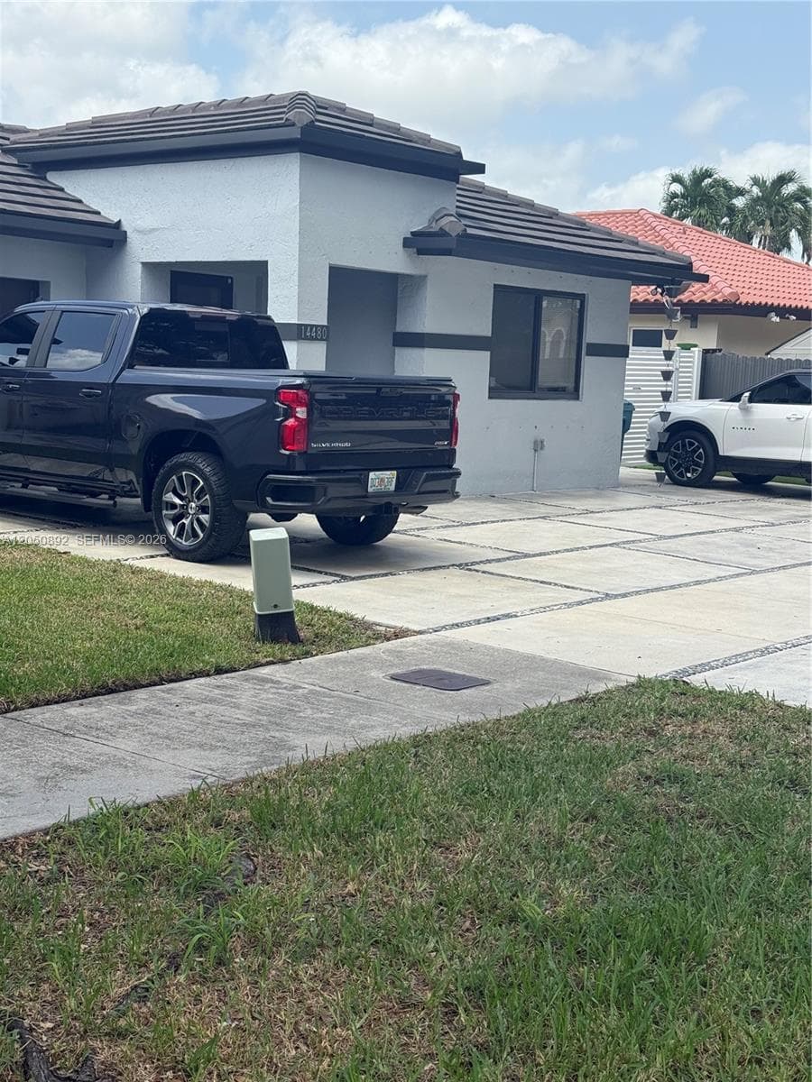 14480 SW 112th St photo 2