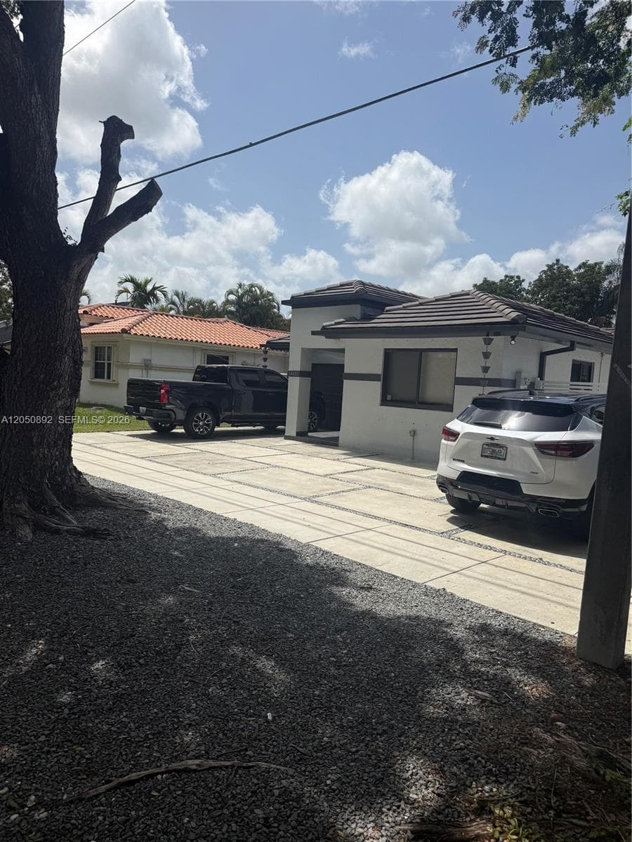 14480 SW 112th St photo 5