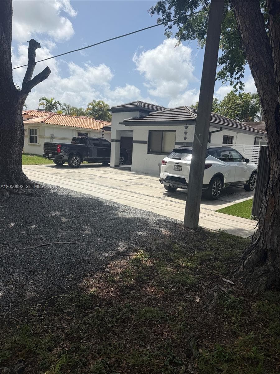 14480 SW 112th St photo 8