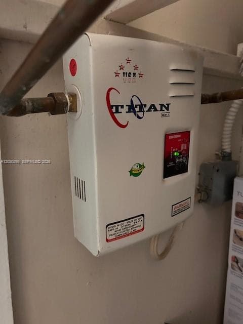 Calais Condominium · #204 in Sweetwater - Photo 12