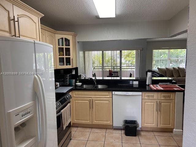 Calais Condominium · #204 in Sweetwater - Photo 3